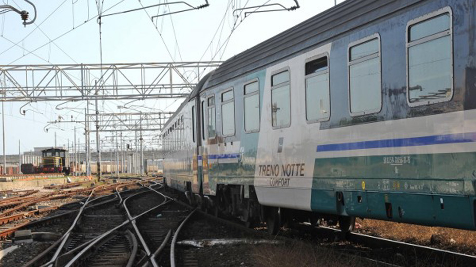 Ferrovie, da domani treni sospesi sulla Messina-Palermo