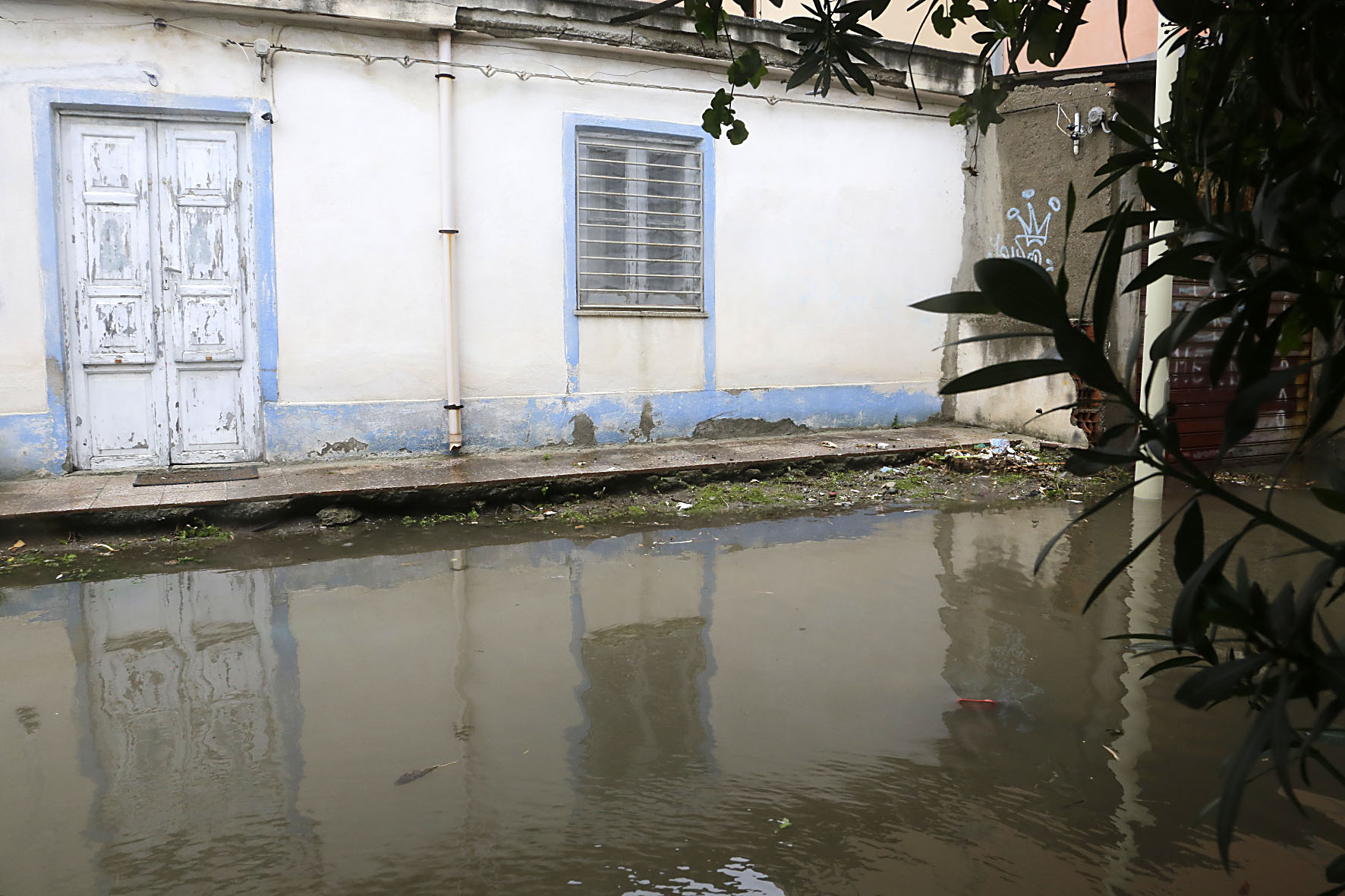 Messina allagata, Coletta: “Problema gestito con superficialità”