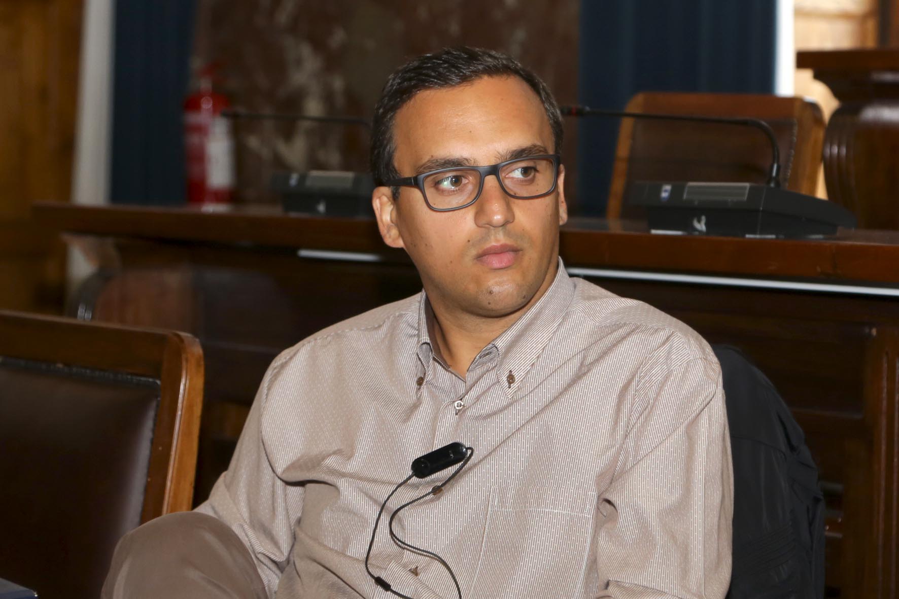 Cardile a De Luca: "Stop a pressioni sul Consiglio comunale"