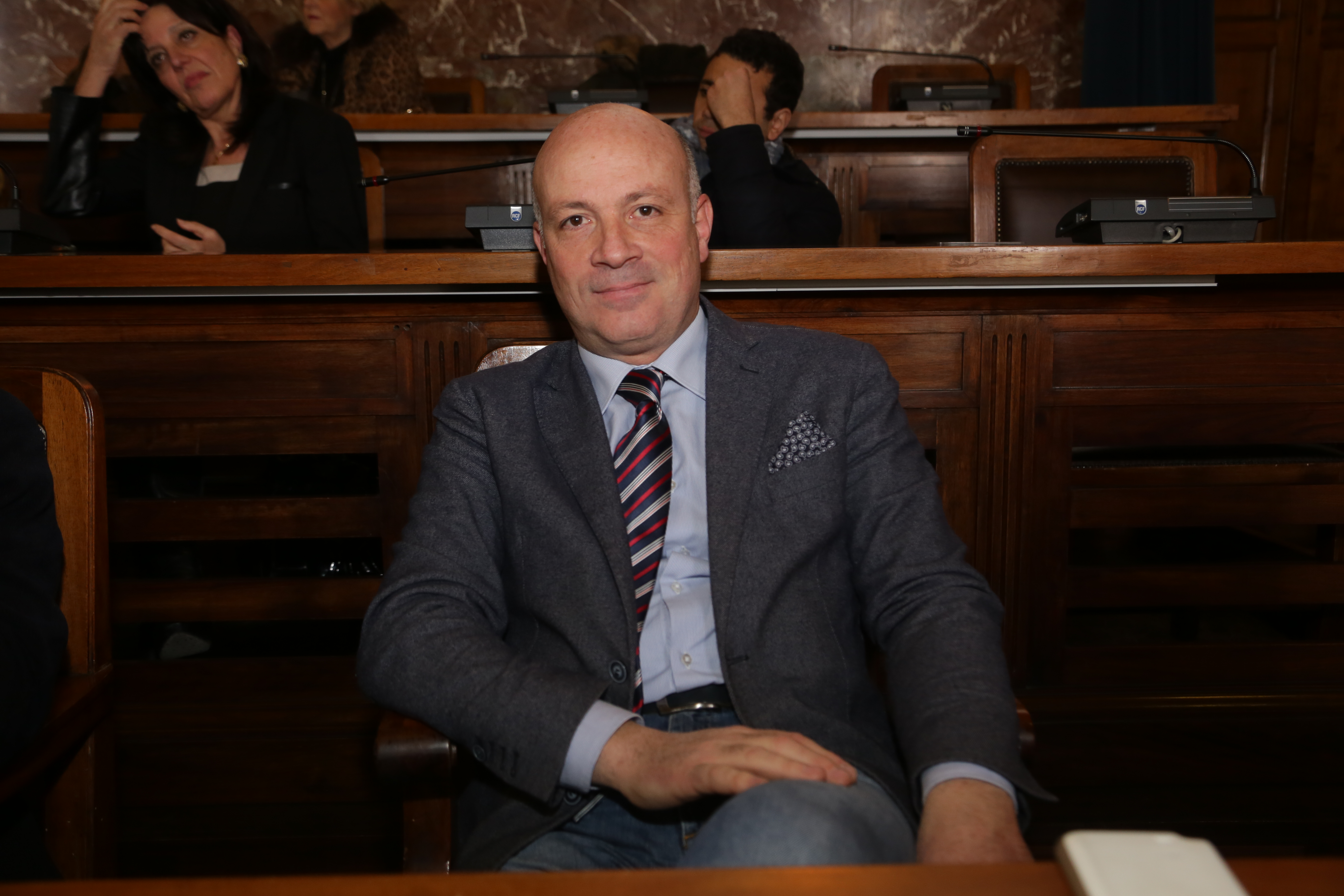 Carreri: "Pretendiamo trasparenza e legalità". Dipartimenti lasciati allo sbando