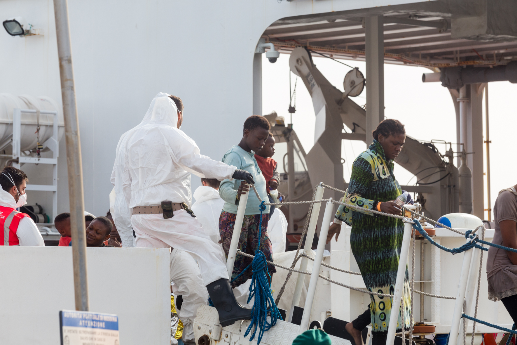 Molo Norimberga, sbarcati 258 migranti