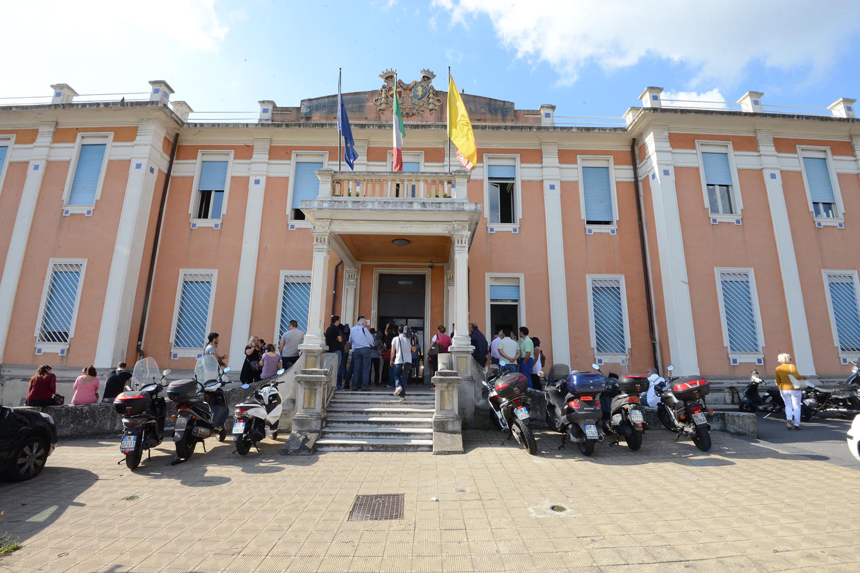 Soldi per essere operati prima, sospeso medico del Piemonte