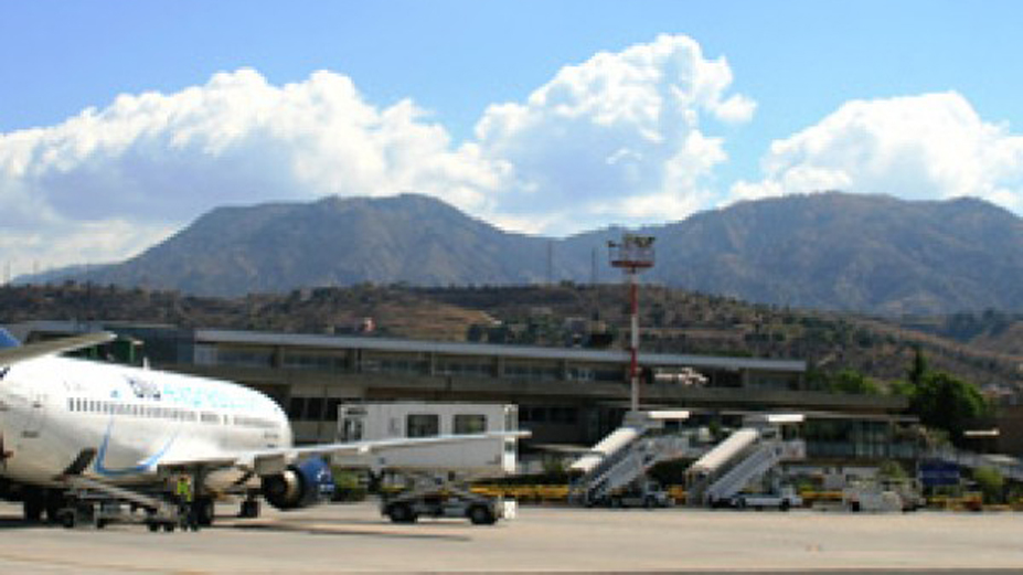 Germanà: “L’aeroporto dello Stretto può diventare un ponte verso il Ponte”