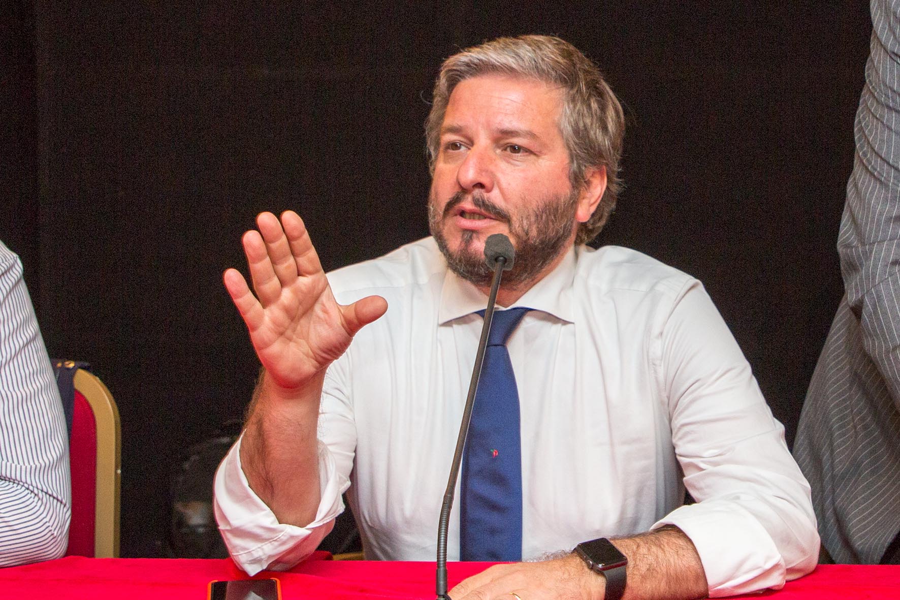 D'Alia apre la crisi di governo, ritirati gli assessori