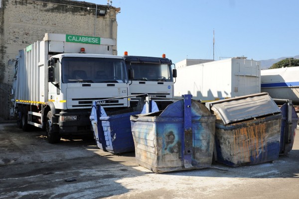 Gestione rifiuti, vizi procedurali nell'affidamento del servizio a Mosema. A rischio 37 dipendenti