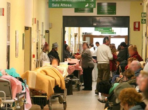 Influenza-killer: 7 milioni di italiani colpiti, due morti a Catania in pochi giorni