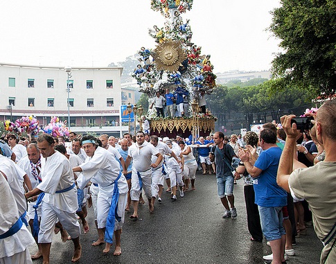 Comune-Caronte&Tourist, il grande gelo sui fuochi di Ferragosto