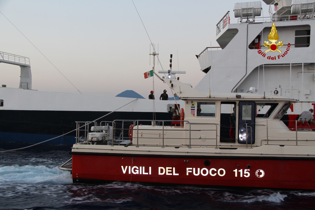 Incendio Bridge, intervento della Ulisse