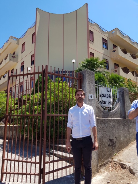Villarosa visita Castell'Umberto: “La situazione sta tornando alla normalità”