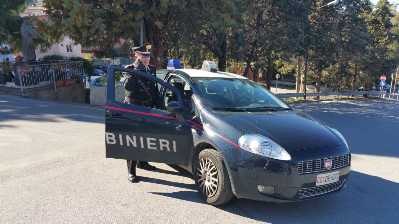 Acquedolci, giovane spacciatore arrestato dai carabinieri