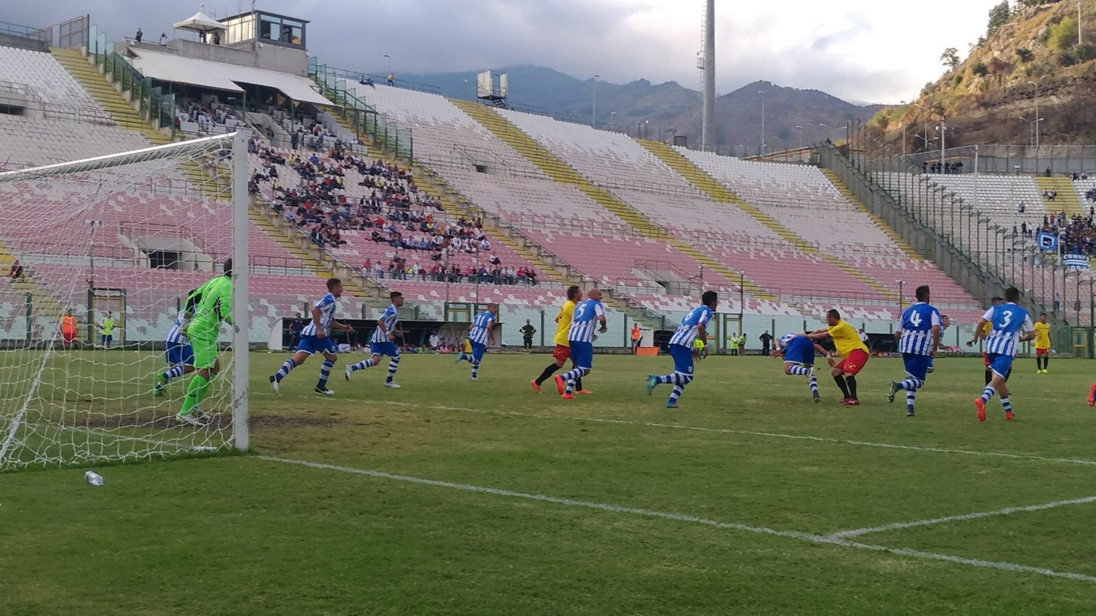 Operazione rilancio rinviata, il Messina pareggia 0-0 contro la Gelbison