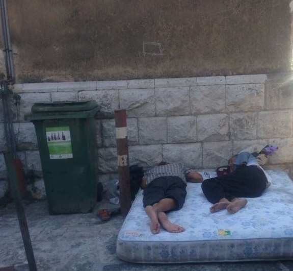 Taormina, la "siesta" in contrada Cuseni ed è polemica