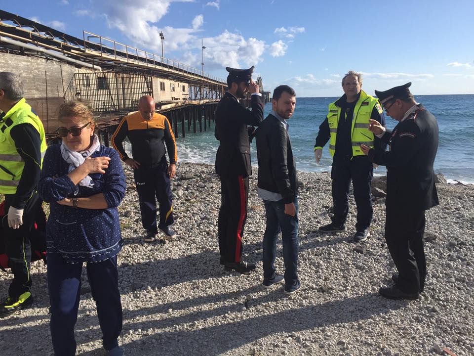 Lipari, donna trovata morta sugli scogli a Porticello