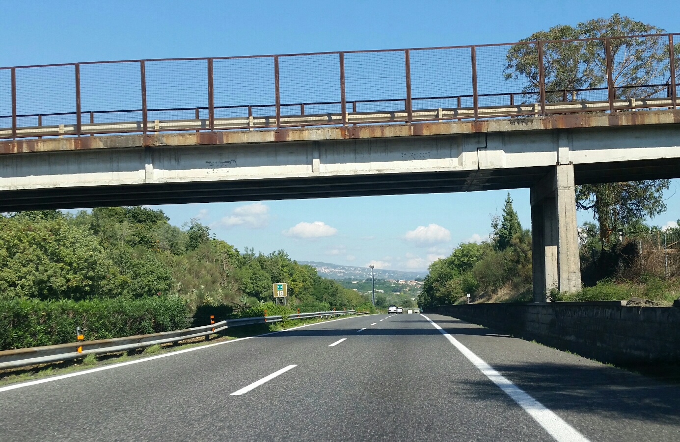 A18, avviata la manutenzione dei cavalcavia