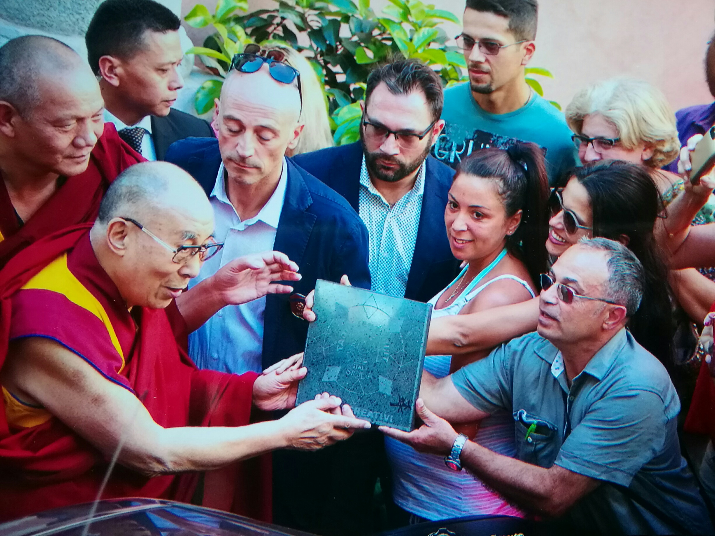 Islanda ed il Dalai Lama, l'amore universale con epicentro a Taormina