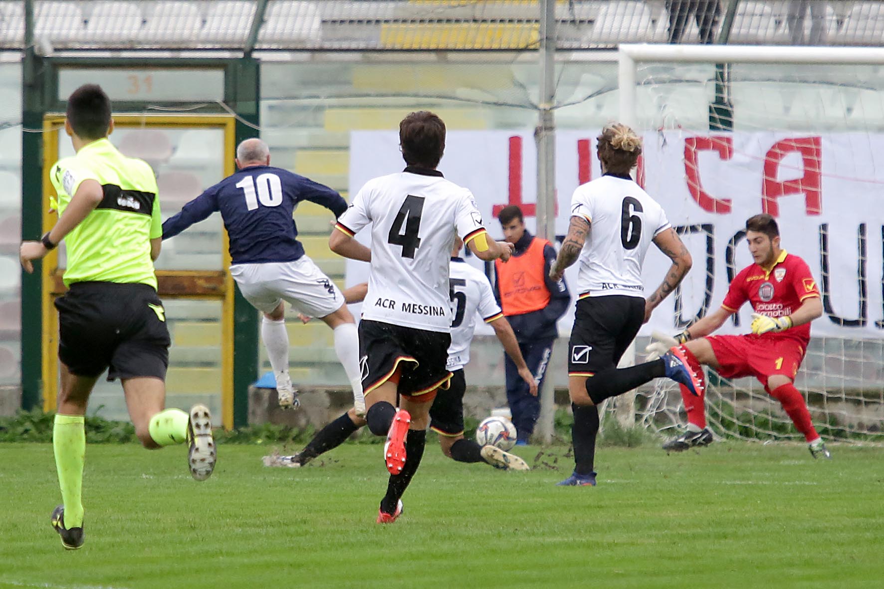 Messina bloccato da un palo, a Palmi non basta il gol di Ragosta