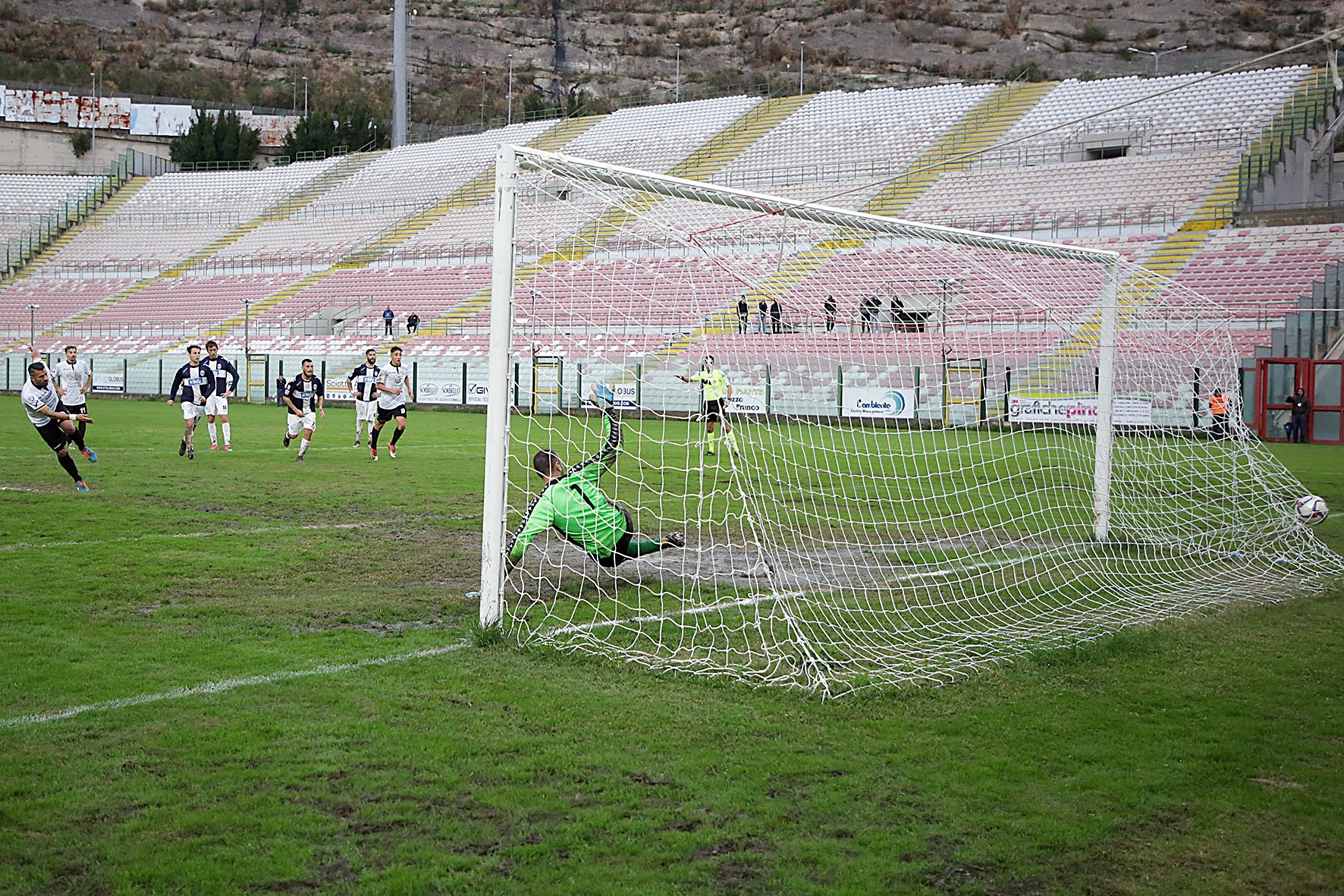 Nel Messina assenti Bruno e Carini. Sancataldese con il 4-3-3