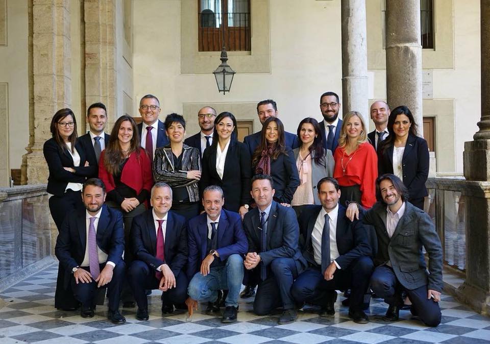 Raffineria Milazzo a fuoco, M5S: Situazione preoccupante. Basta inquinamento sulla Valle del Mela