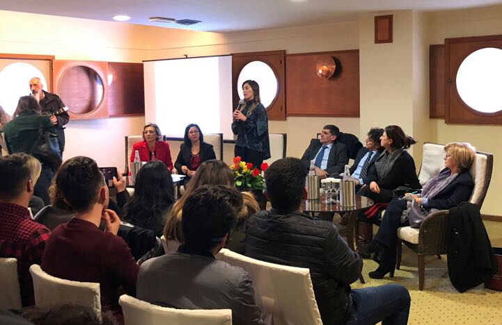 Pari opportunità e violenza di genere, meeting con Maria Elena Boschi