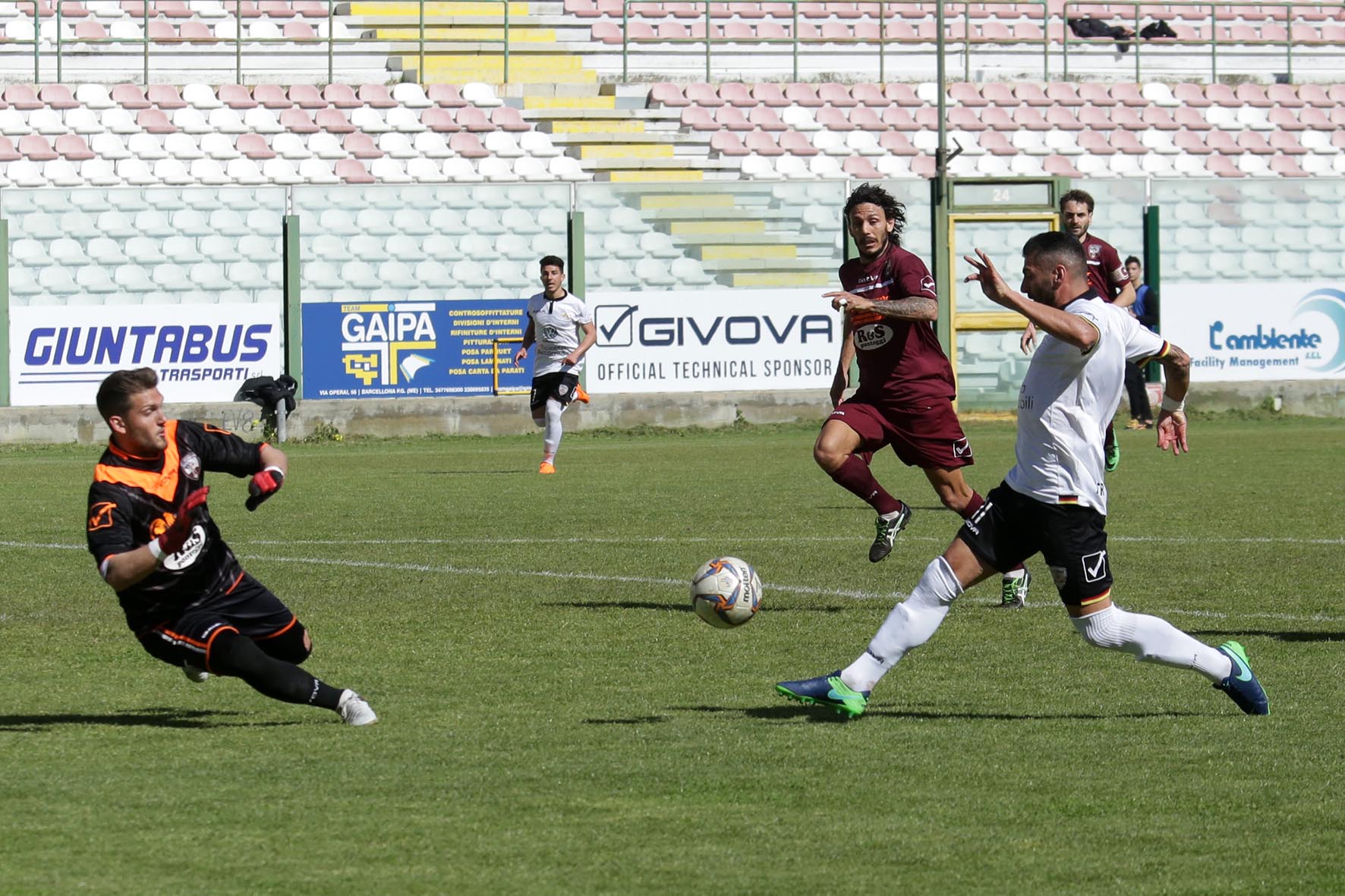 Acr Messina, la risalita continua: 3-1 al Palazzolo