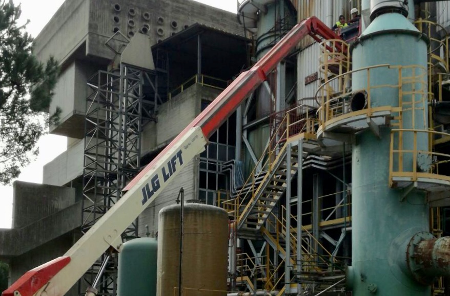 Inceneritore di Pace, al via le operazioni di demolizione