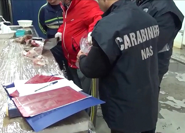 Sicurezza alimentare, blitz dei Nas per tutelare i consumatori