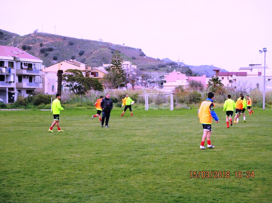 Eccellenza, il Pistunina è già in clima derby: sabato c'è la capolista Città di Messina