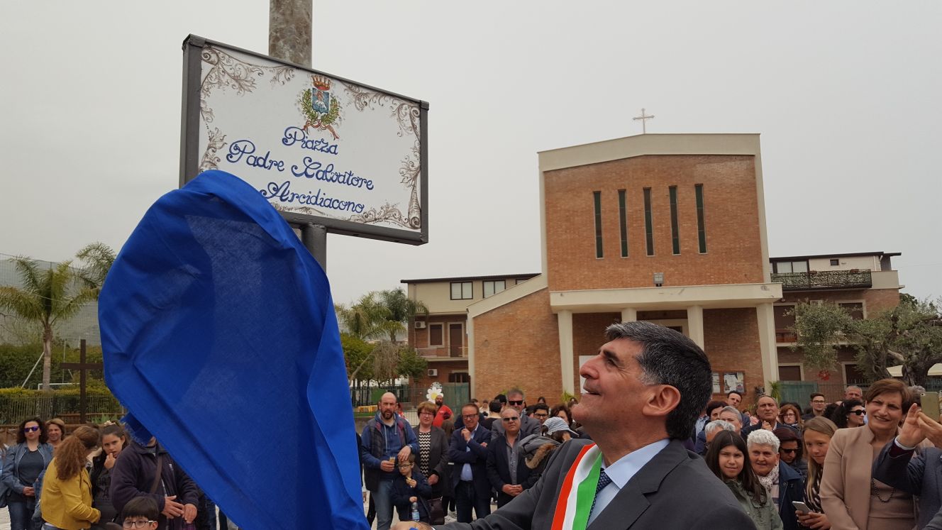 Trappitello dedica una piazza a padre Arcidiacono