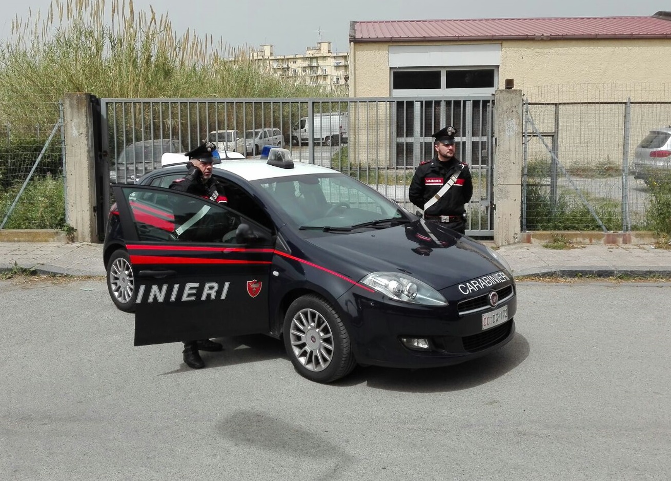 Furto aggravato, due giovani arrestati a Gualtieri Sicaminò