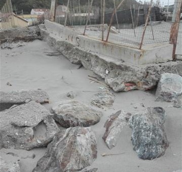 Fognatura spazzata dai marosi, Biancuzzo invoca interventi a Tarantonio