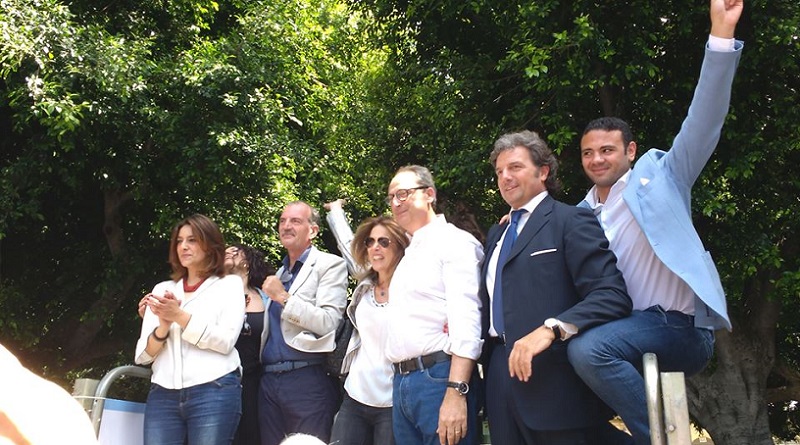 Saitta sceglie la piazza: "Accordi inconfessabili del Centrodestra? Ecumenici o Masaniello anti-sistema. Tifiamo per città vivibile e sicura"