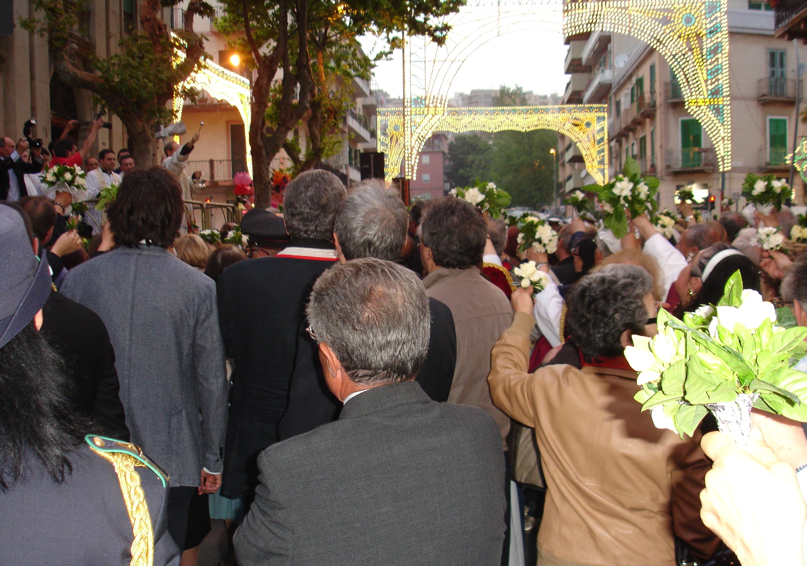 Processione di S. Annibale, adottati una serie di provvedimenti viari