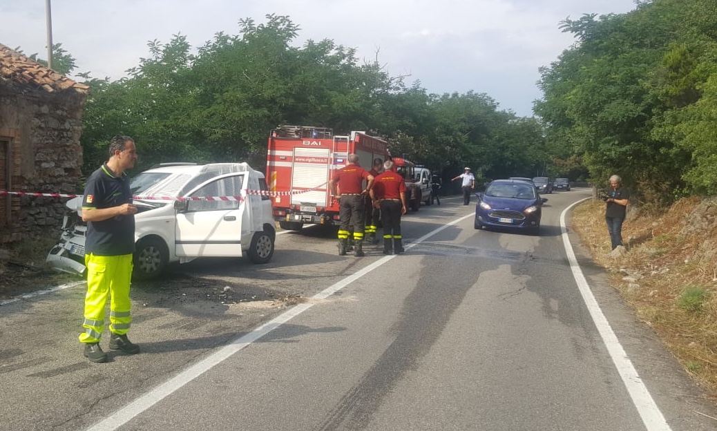 Schianto mortale: deceduta sul colpo donna a Rodia
