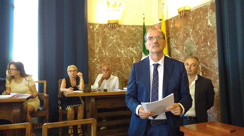 Ricognizione Sindaco su tutte le risorse, La Tona: "Demolitoria o riformista? Informerà consiglieri con attività controllo?"
