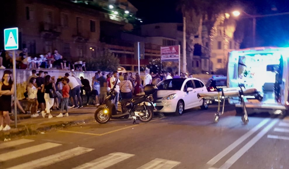 Precipita da un muretto al Trocadero, muore un cameriere