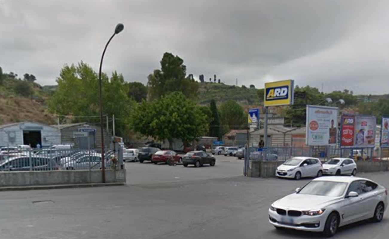 Rapina all'Ard Discount di Villafranca Tirrena