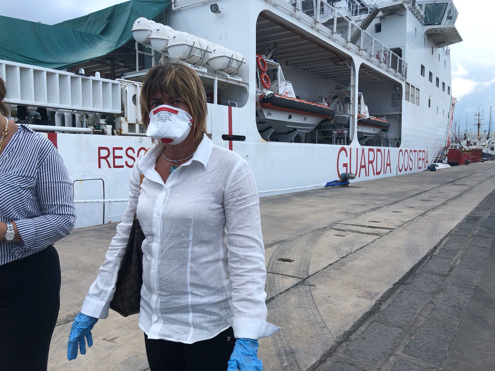 Amata ispeziona nave "Diciotti": "Così non si vince la guerra contro i trafficanti di uomini"