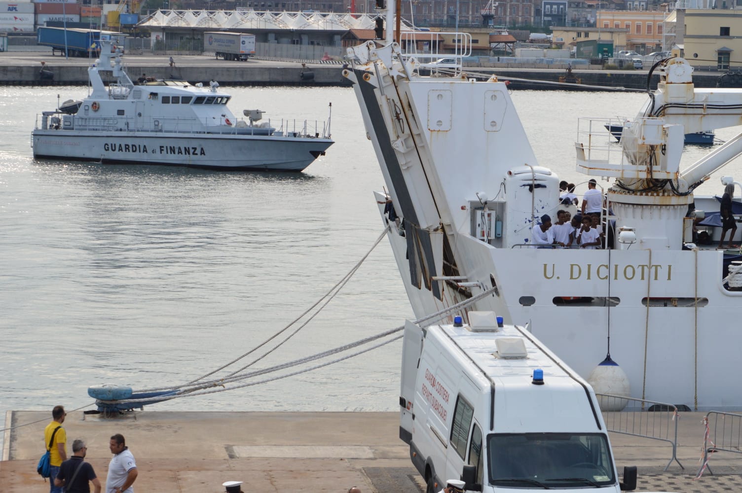 Nave "Diciotti": convalidati arresti dei quattro scafisti