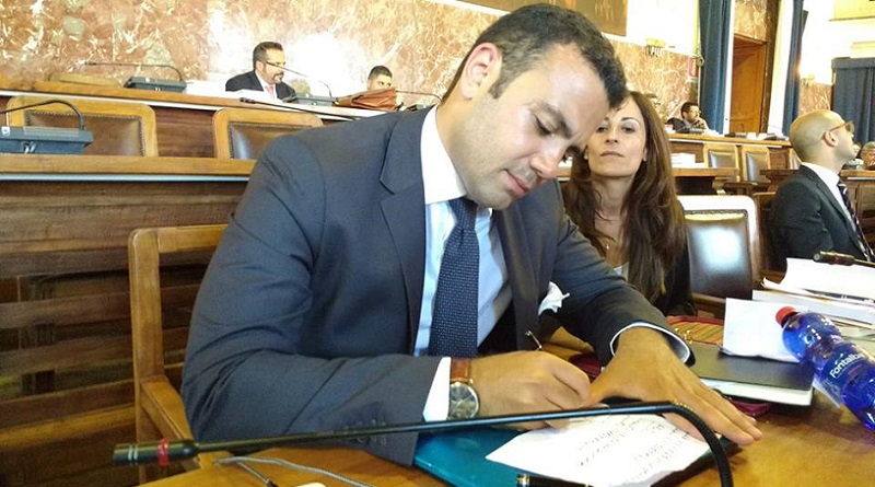 Servizio Carte Identità va riassettato, Interdonato: “Se avverrà ridistribuzione personale, no sedi scoperte e turno sabato mattina”