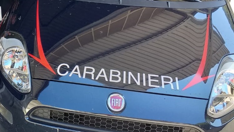 Violazione obblighi, tre arresti dei carabinieri