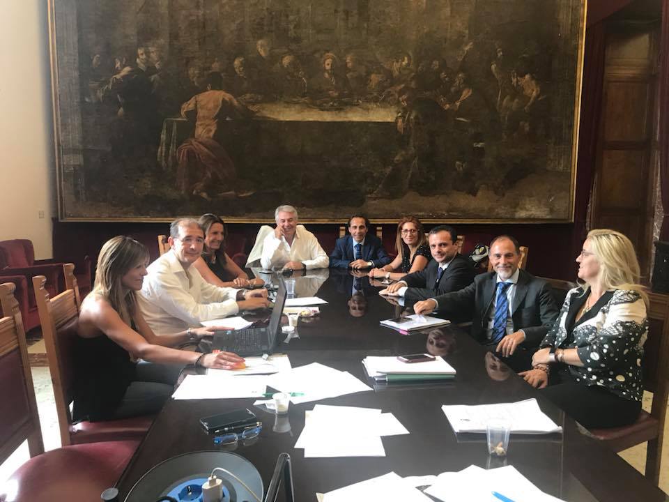 Prima assemblea della nuova Messina Serivizi, De Luca stuzzica Ginatempo: "Non lo ringrazio"