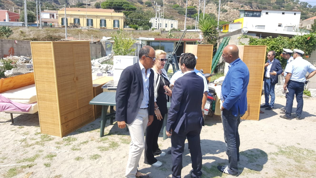 Porto di Tremestieri. De Luca e Mondello: "Abbiamo dipanato un'intricata matassa"