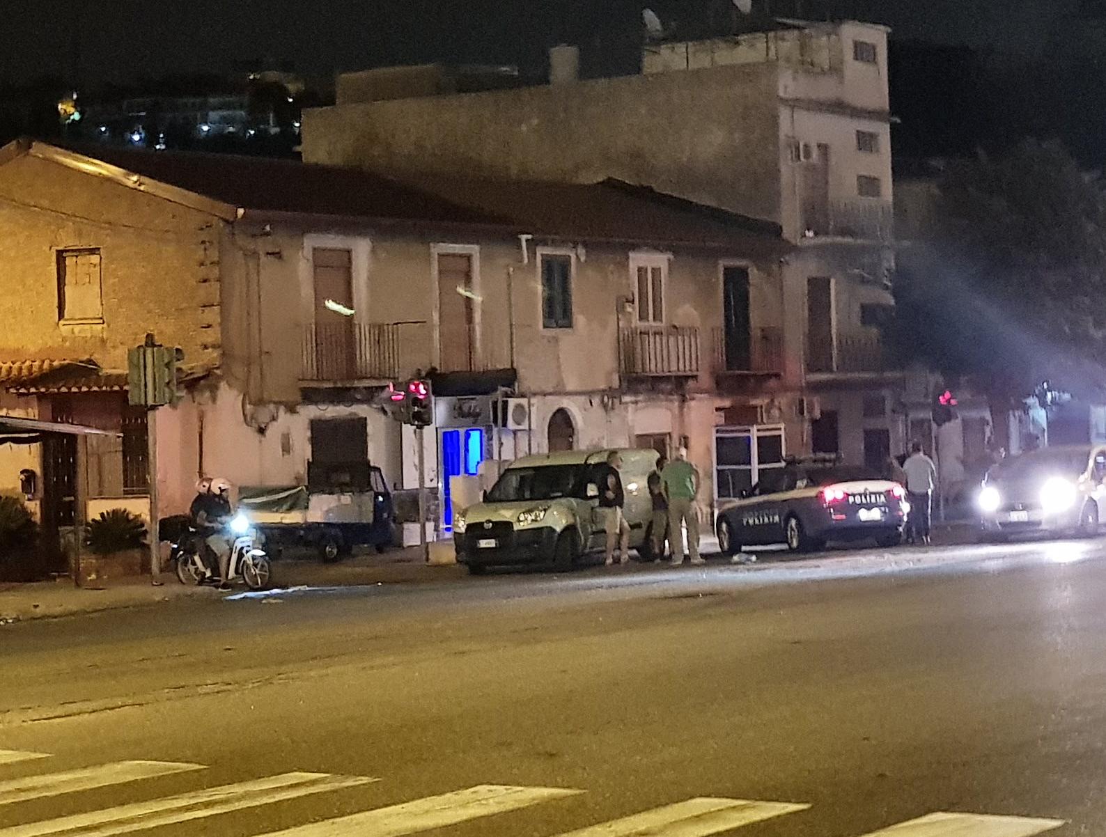 Viale Europa, rapinato furgone carico di farmaci