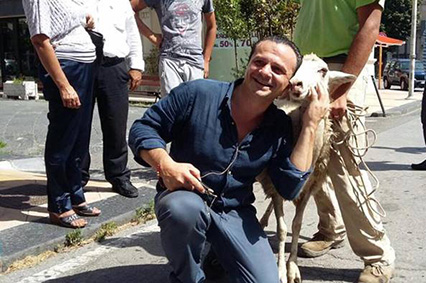 De Luca minaccia di chiudere l'Atm, ma non lo farà mai…