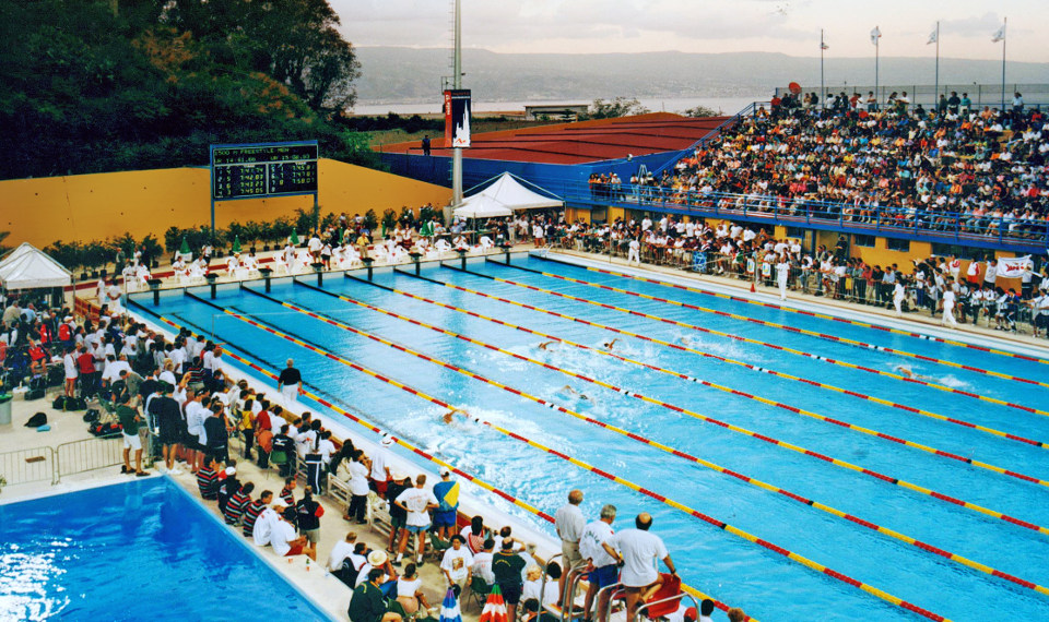 È crollato il tetto della piscina Cappuccini