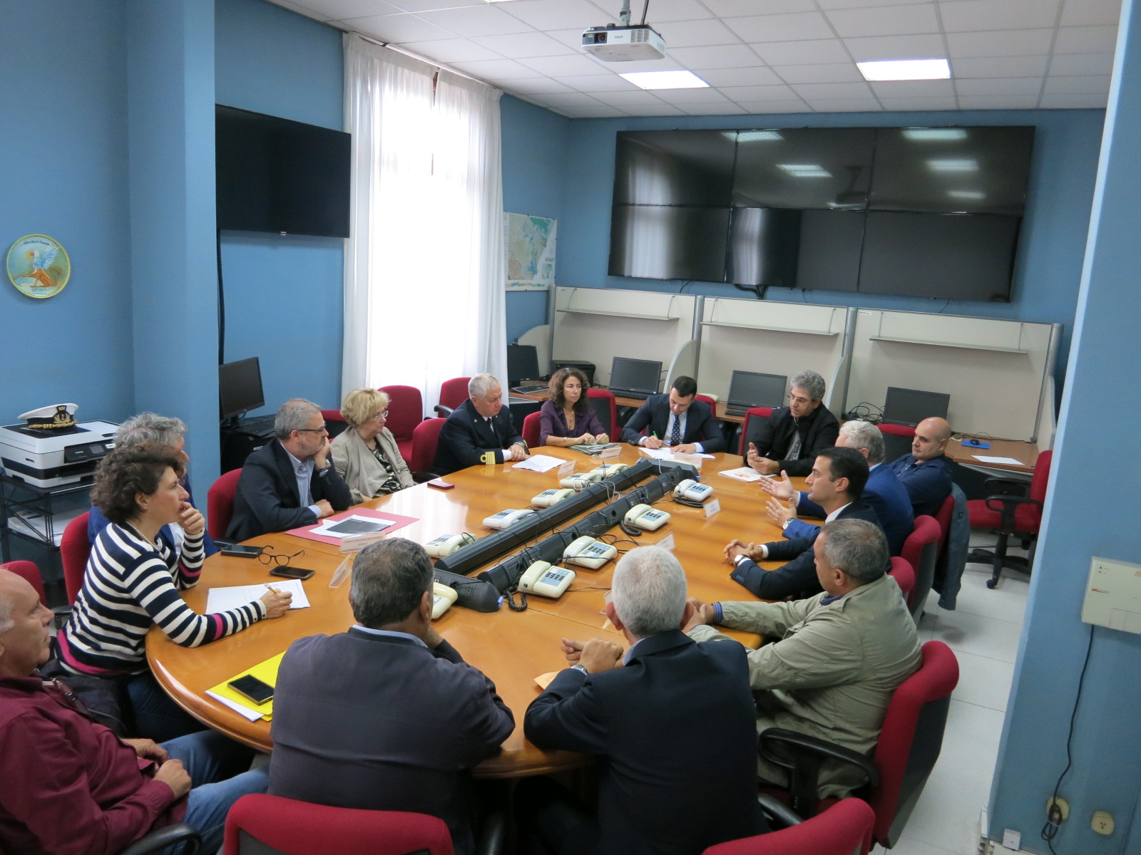 Presunto inquinamento marino, sindaci della zona jonica a confronto con il prefetto