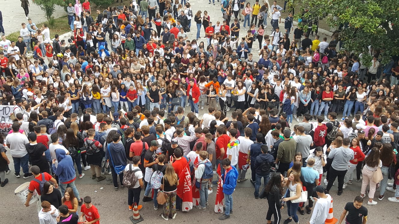 Fumata nera al ministero, la scuola verso lo sciopero generale