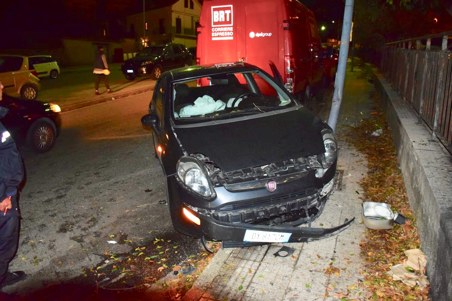 Tamponamento: in quattro finiscono al Pronto soccorso