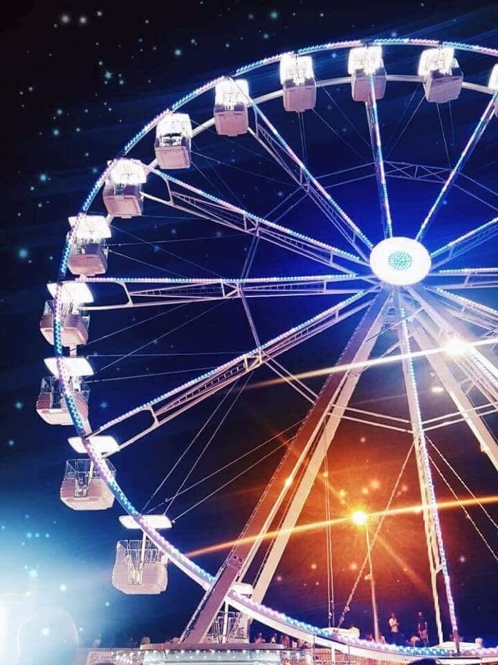 Natale, l'associazione "Piazza Cairoli" fa un passo indietro. Pronto il piano B, ci sarà la grande ruota panoramica