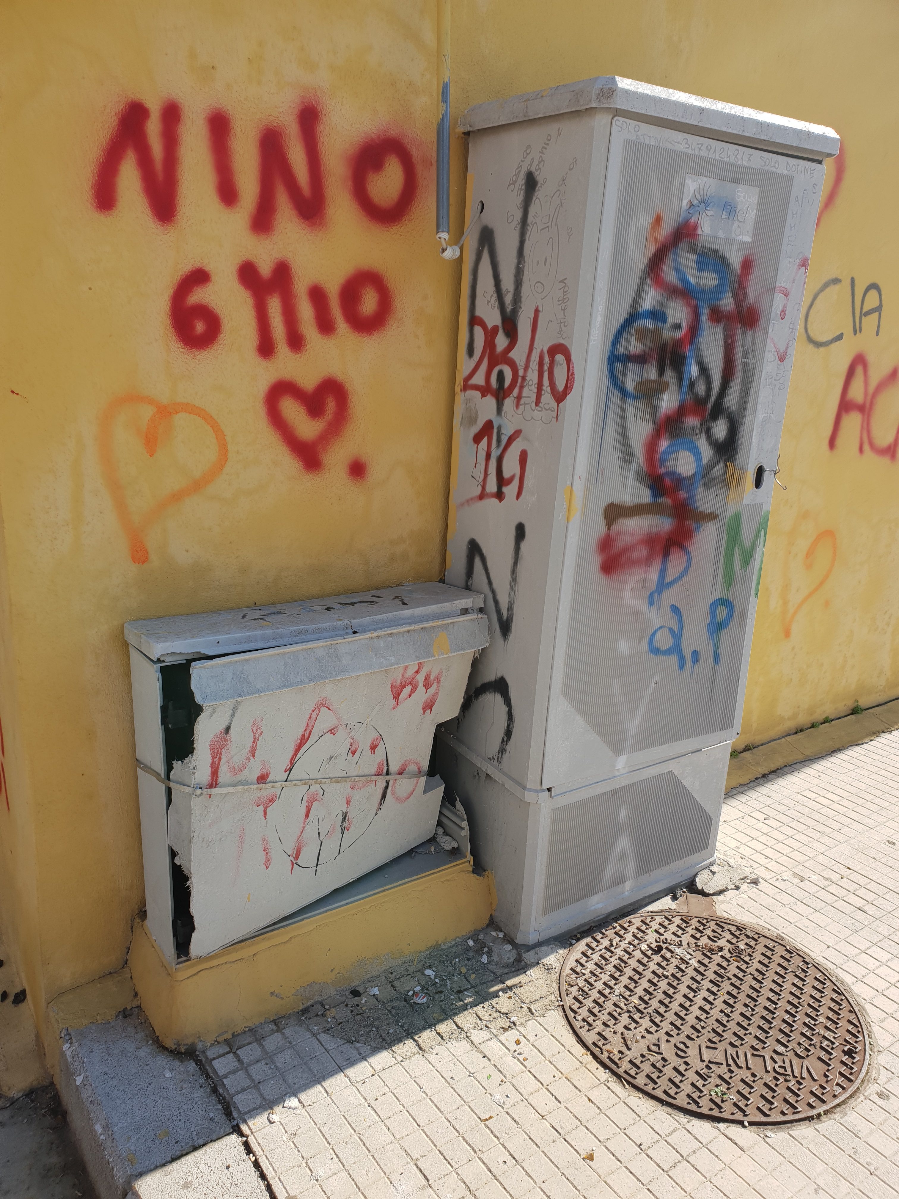 "Rione Santa Chiara è al buio: intervenire subito": l'appello del consigliere Rossellini